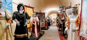 Sala del Costume e Tradizioni Popolari