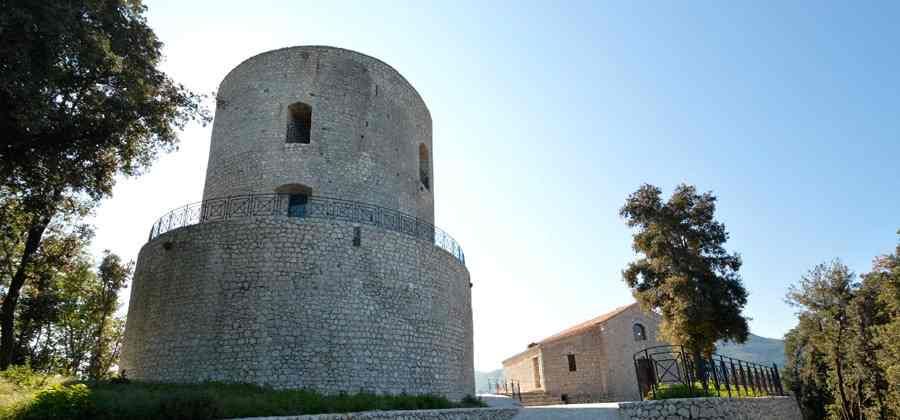 Torre Normanna e Chiesa della Madonna di Castello