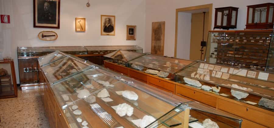 Museo di mineralogia "Leonardo de Prunner"