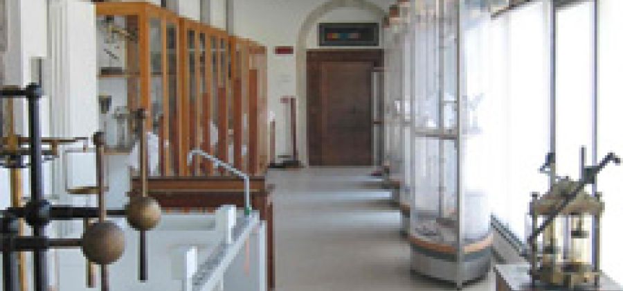 Museo di Fisica Anton Maria Traversi