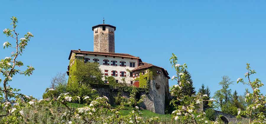 Castel Valer