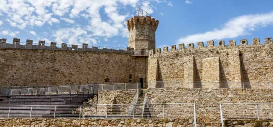 Rocca di Isola Polvese