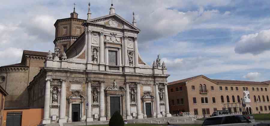 Basilica di Santa Maria in Porto