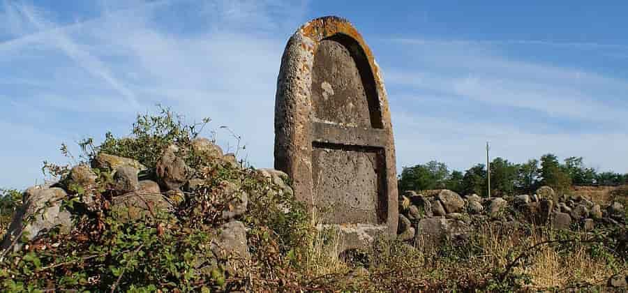 Tomba dei Giganti e Nuraghe Imbertighe